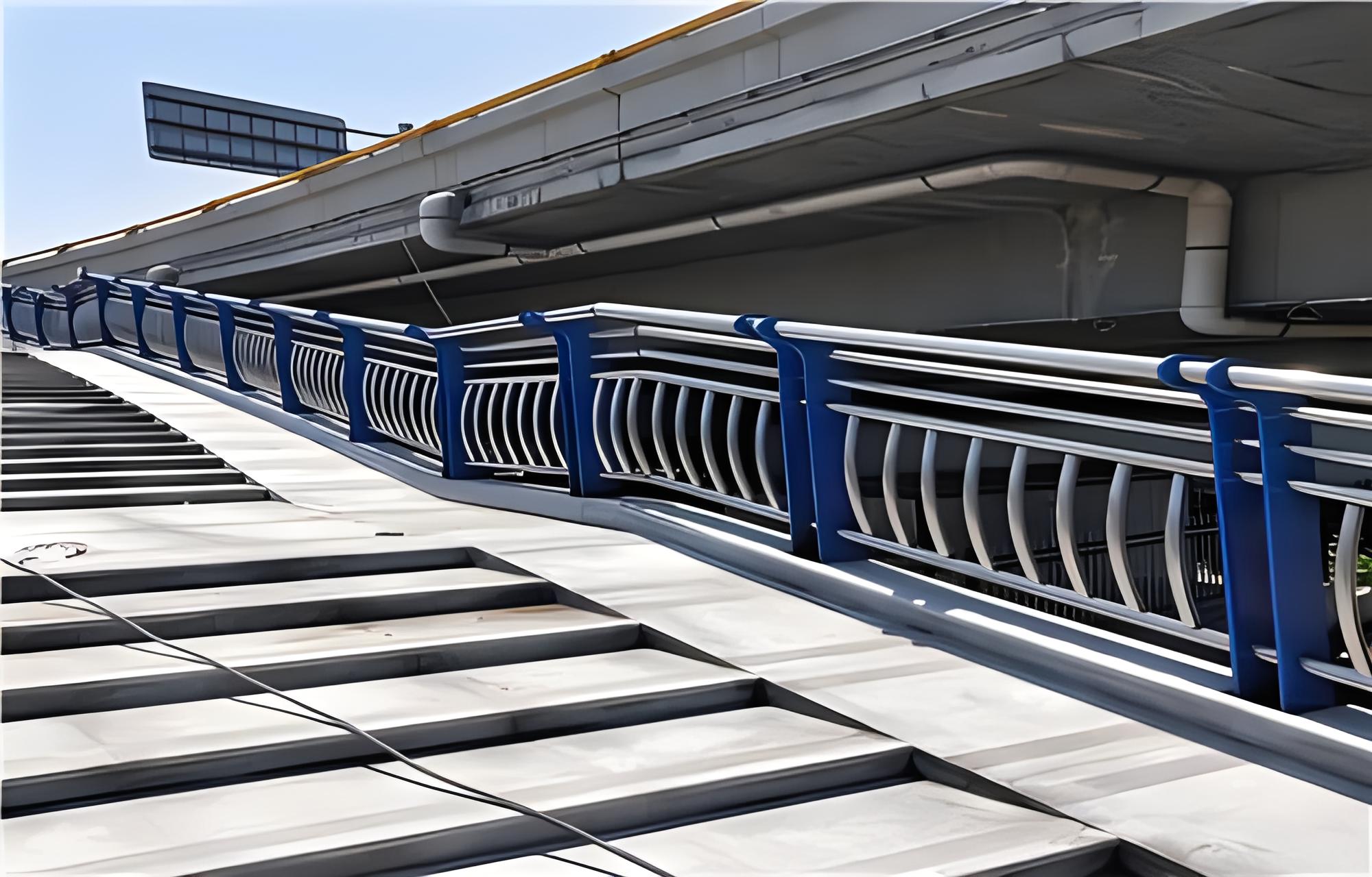 普陀不锈钢桥梁护栏维护方案：确保安全，延长使用寿命